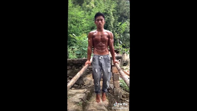 'Chest Super Shredded Workout Teen - Cowok Berotot'