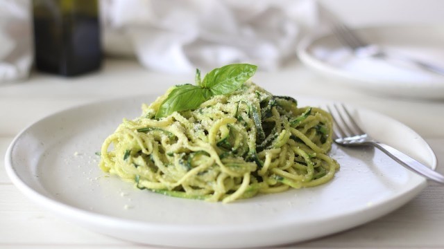 'Zoodles Recipe with Avocado Pesto | How to Make Zucchini Noodles'