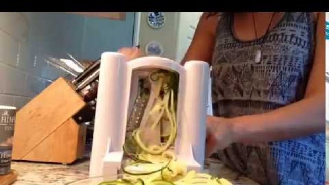 'How to make Zucchini Noodles'