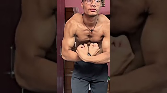 '17year old body builder vegetarian teen #homeworkout #shorts #fitness'