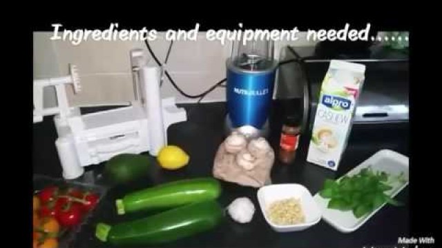 'Ceri\'s Kitchen - How to make Courgetti / Zucchini Noodles with a Spiralizer | Gluten-free | Vegan |'