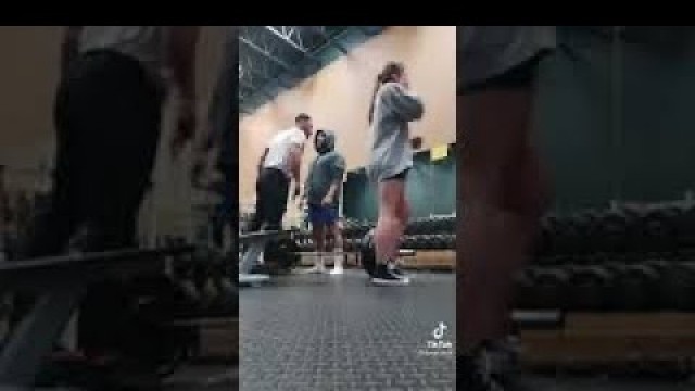 'Gym Fight Over Deadlifting'