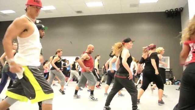 'Mike Peele Master class w/U-Jam Fitness/Wale Ft. Rihanna \"Bad\" Remix'