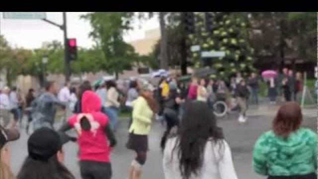 'U-Jam Fitness Flash Mob @ Amgen 2011'