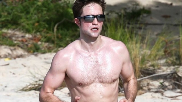 'How Robert Pattinson Got Ripped For The Batman'