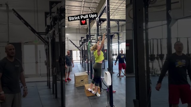 'Strict Pull Ups❤️ #practice #love #shorts #fun #fitness #colorado #pullups #girl #training #crossfit'