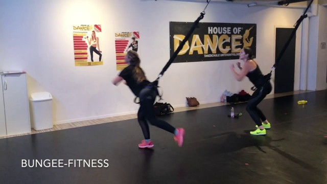 'Bungee-Fitness Fitnesskurs bei House of Dance®'