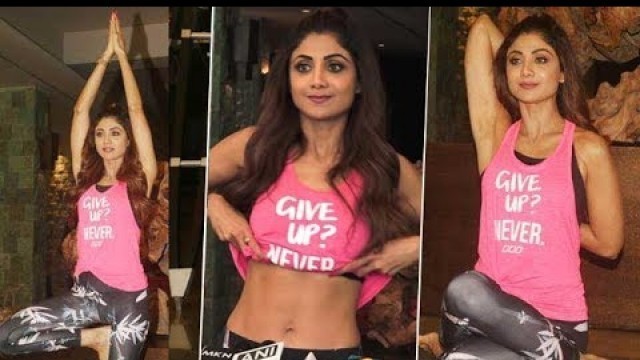 'Shilpa Shetty Displays Her Abs In This Yoga Video | International Yoga Day'