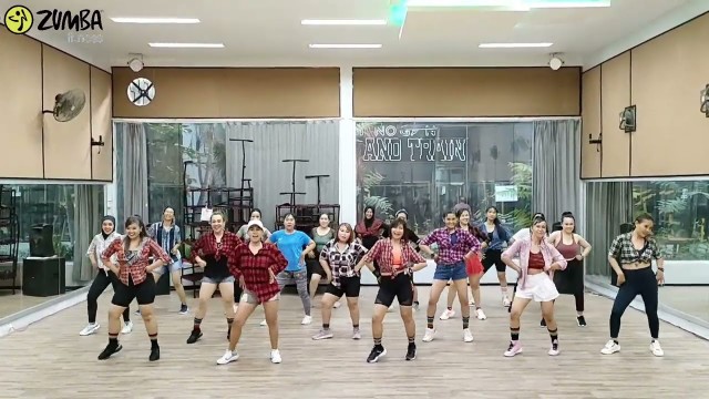 'Made You Look (again) | Zumba |Tiktok Viral | Cover Choreo Zin Rulya | Platinum Fitness Center BWI'