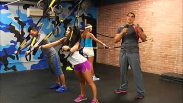 'Ejercicios con el trx y trx rip desde el gimnasio Platinum Fitness.flv'