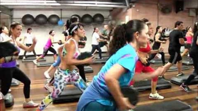 'Clase de Entrenamiento Platinum Fitness en su SEXTO  ANIVERSARIO.flv'