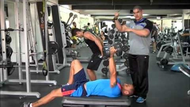 'RUTINA PECTORAL Y TRICEPS.flv PLATINUM FITNESS'