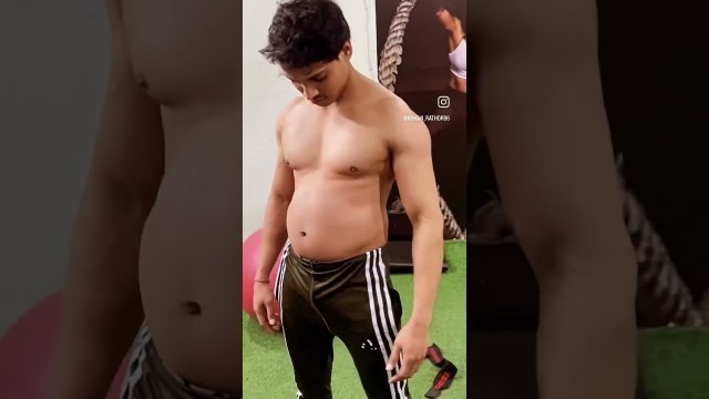 'Fat to Fit - #workout #youtubeshorts #gym #diet #sidhumoosewala #trending #fitness #fitnessmodel'