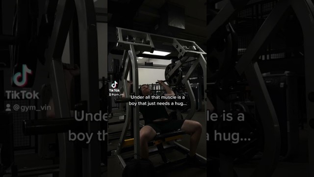 'The truth about lifting #shorts #ytshorts #gym #gymhumor'