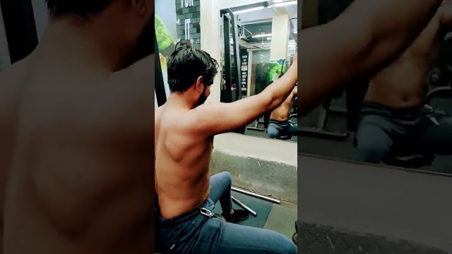 'workout funny video #gyangaming #gymlover #phatan #kingkhan#sharukkhan'