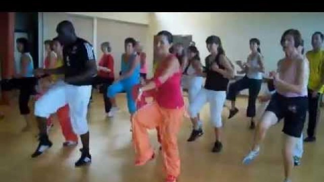 'ZUMBA♥SALSA♥REGGAETON♥ Aéroboxe...COURS COLLECTIFS FITNESS: CLÔTURE SAISON 2010-2011'