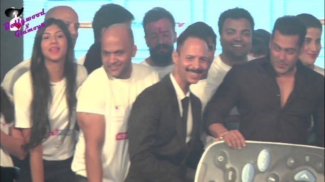 'Salman Khan & Suneil Shetty Launches  Tata Sky\'s Health & Fitness Service'