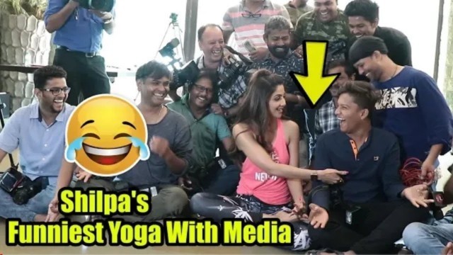 'Shilpa Shetty Funniest Yoga with Media Photographers | World Yoga Day 2019'