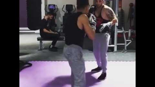 'anytime fitness hounslow boxing'