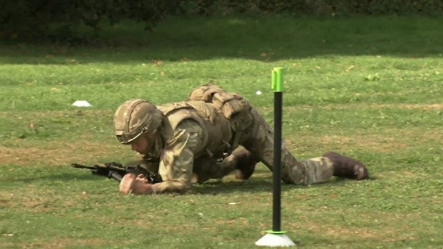 'New combat fitness tests | British Army'