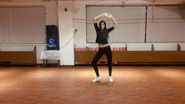 'Kabhi Aar Kabhi Paar Song | Dance Workout ( Dancercise) | Aerobic Fitness Point | Ahmedabad'