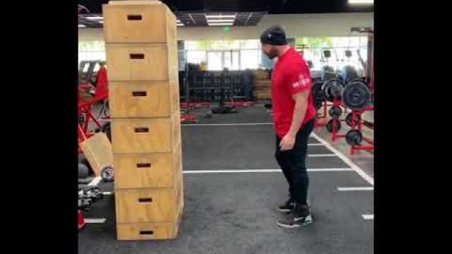 'WORLD RECORD BOX JUMP - Bradley Martyn'