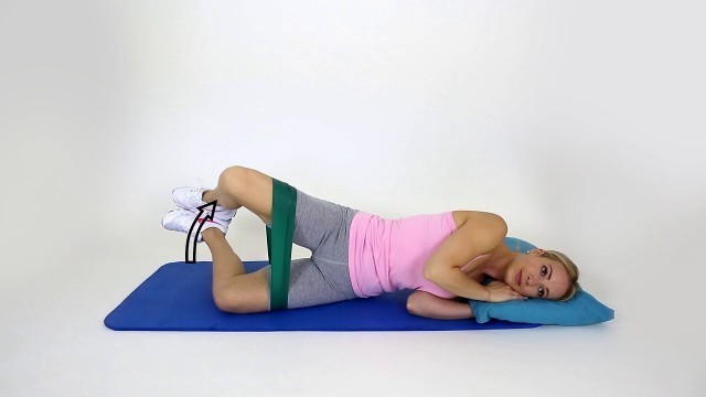 'How to do an Advanced Clam with an Exercise Band'