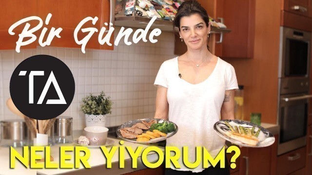 '1 Günde Neler Yiyorum? | Fit Pratik Sağlıklı Sporcu Yemekleri'