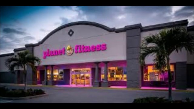 'Planet Fitness Discrimination.  #planetfitness #discrimination #bradleymartin #planetfitnesa'