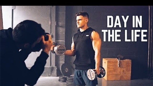 'A Day In The Life Of A Fitness Model | Rob Lipsett'