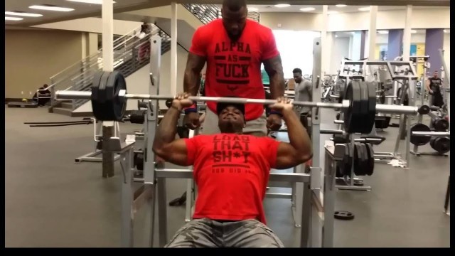 'BIG ROB & MIKE RASHID SHOULDER WORKOUT IN HOUSTON'