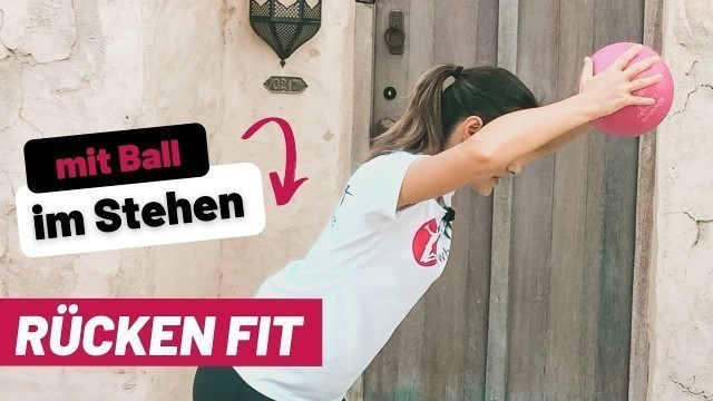 'Redondo Ball Rückenübungen | Rückentraining im Stehen | 5 Min. Rücken Workout'