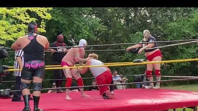 'Mr. Fitness II & Fitness Jr. & Red Machine vs Ángel Seductor & Alex Gretzky & Super Ninja'