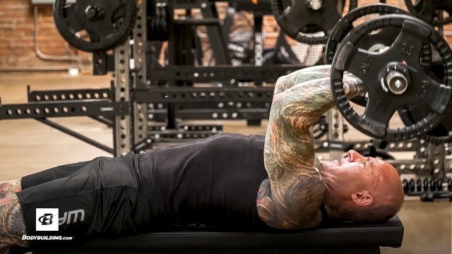 'How To Do The Lying Triceps Extension Exercise |  Jim Stoppani, Ph.D.'