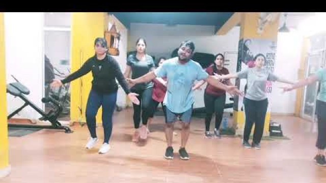 'Zumba Dance mera wala dance routine in red rock fitness club Choreographe by A s Khan'
