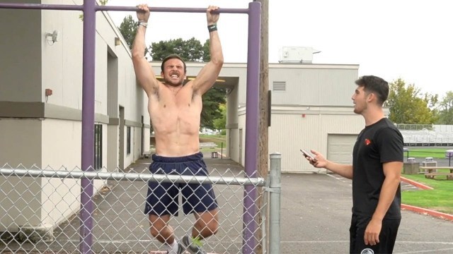 'American Football Players Attempt Navy Seal Fitness Test'