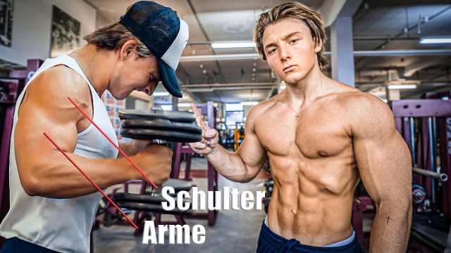 'Wettkampf Bodybuilding mit 17! Schulter/Arme trainieren mit Manuel Haas'